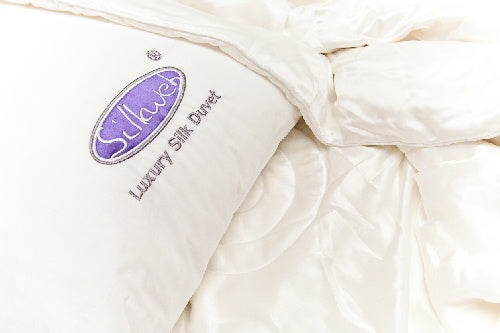 Silkweb silk filled duvet with cotton storage bag